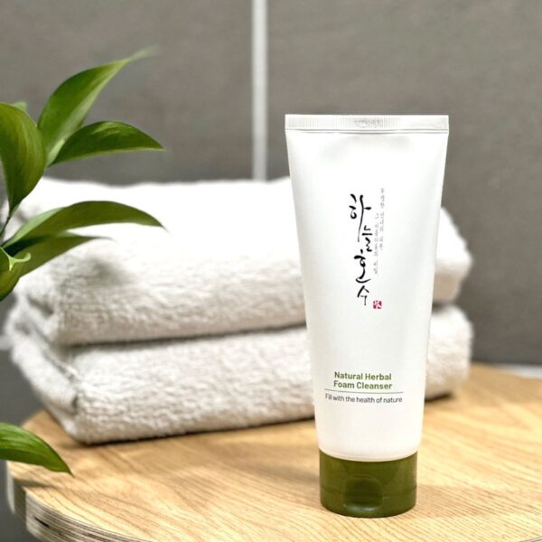 SKYLAKE Hosu Naural Herbal Foam Cleanser - Gambar 2